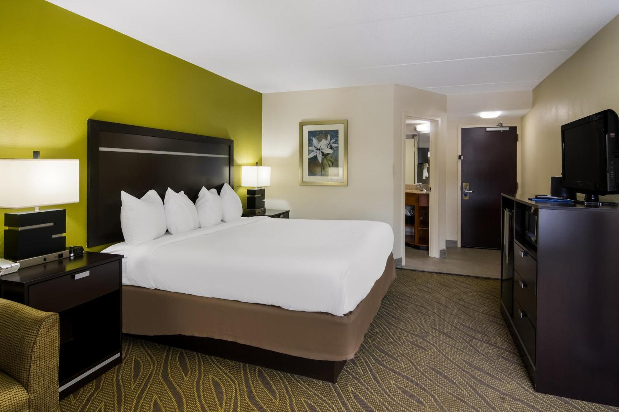 Comfort Inn Кадилак Екстериор снимка
