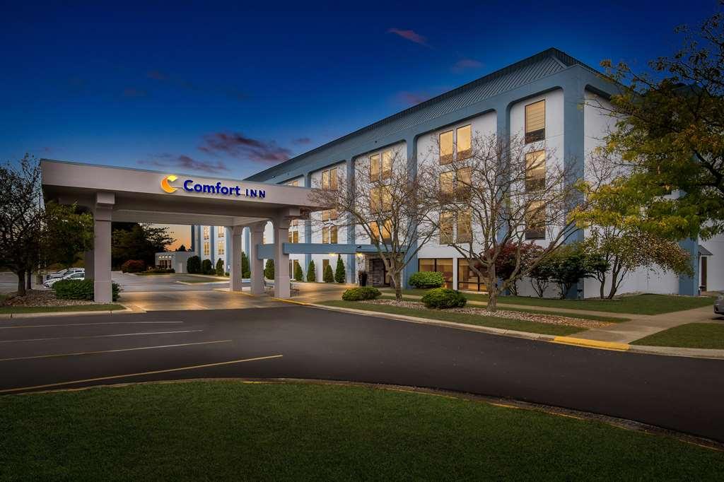 Comfort Inn Кадилак Екстериор снимка